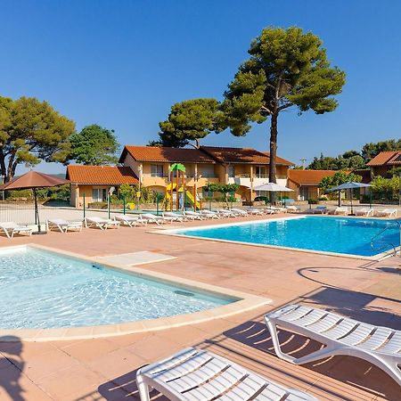 Azureva La Londe Les Maures Hotel Exterior photo