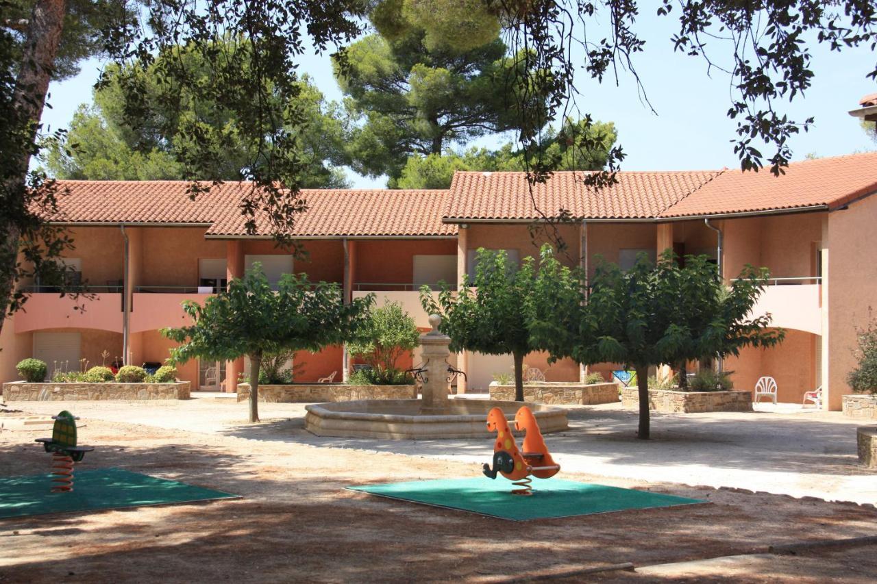 Azureva La Londe Les Maures Hotel Exterior photo
